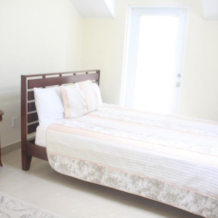 Carib Club Leilighet Grace Bay Eksteriør bilde