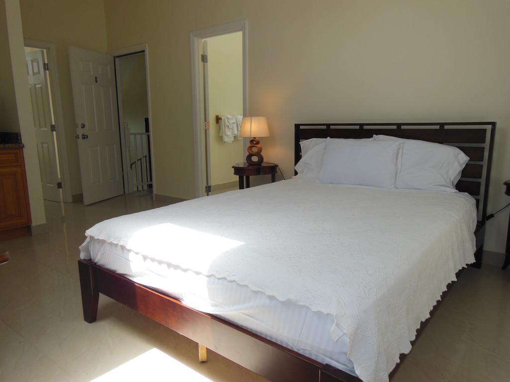 Carib Club Leilighet Grace Bay Eksteriør bilde