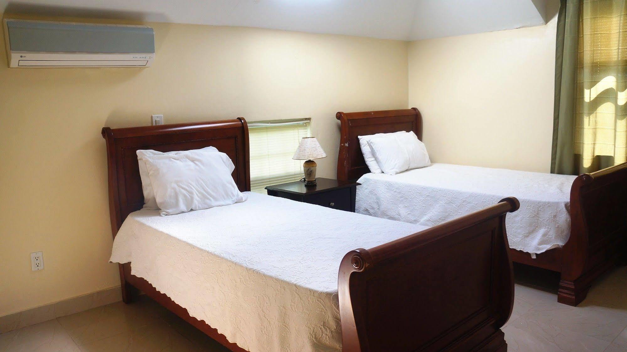 Carib Club Leilighet Grace Bay Eksteriør bilde